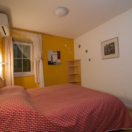 Bed&Breakfast Saturn Veli Losinj Exterior photo