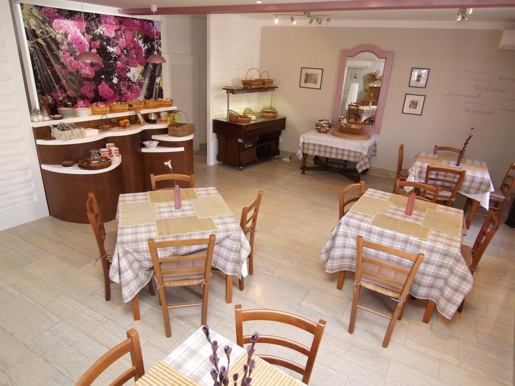 Bed&Breakfast Saturn Veli Losinj Exterior photo
