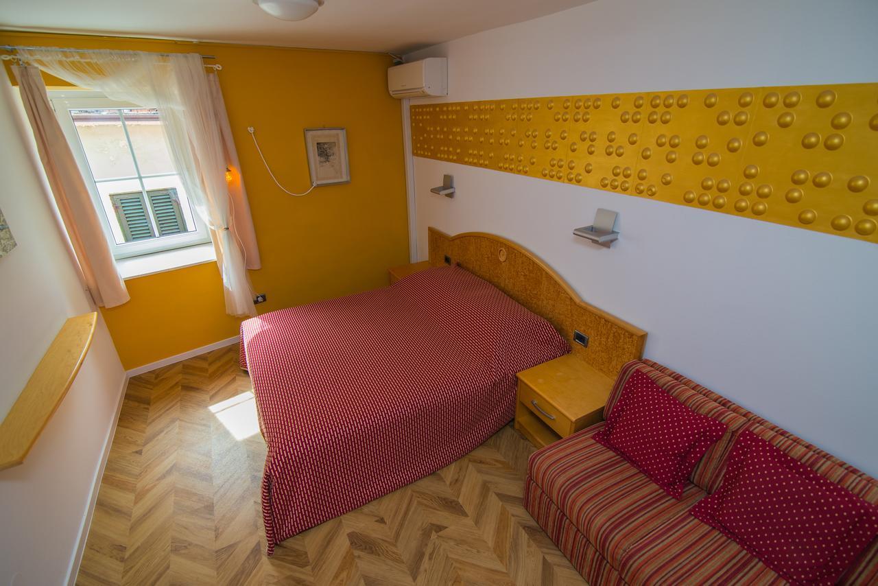 Bed&Breakfast Saturn Veli Losinj Exterior photo