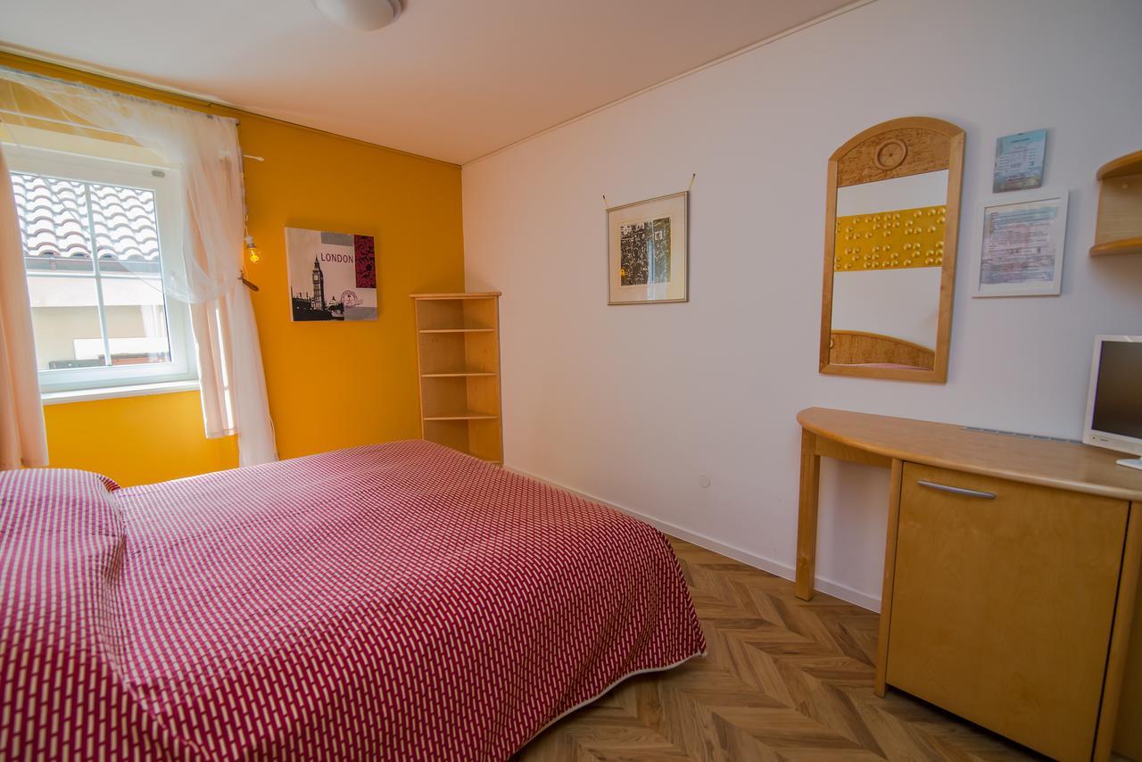 Bed&Breakfast Saturn Veli Losinj Exterior photo